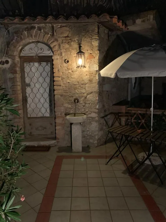 Vila La Finestra Di Taormina 0*,