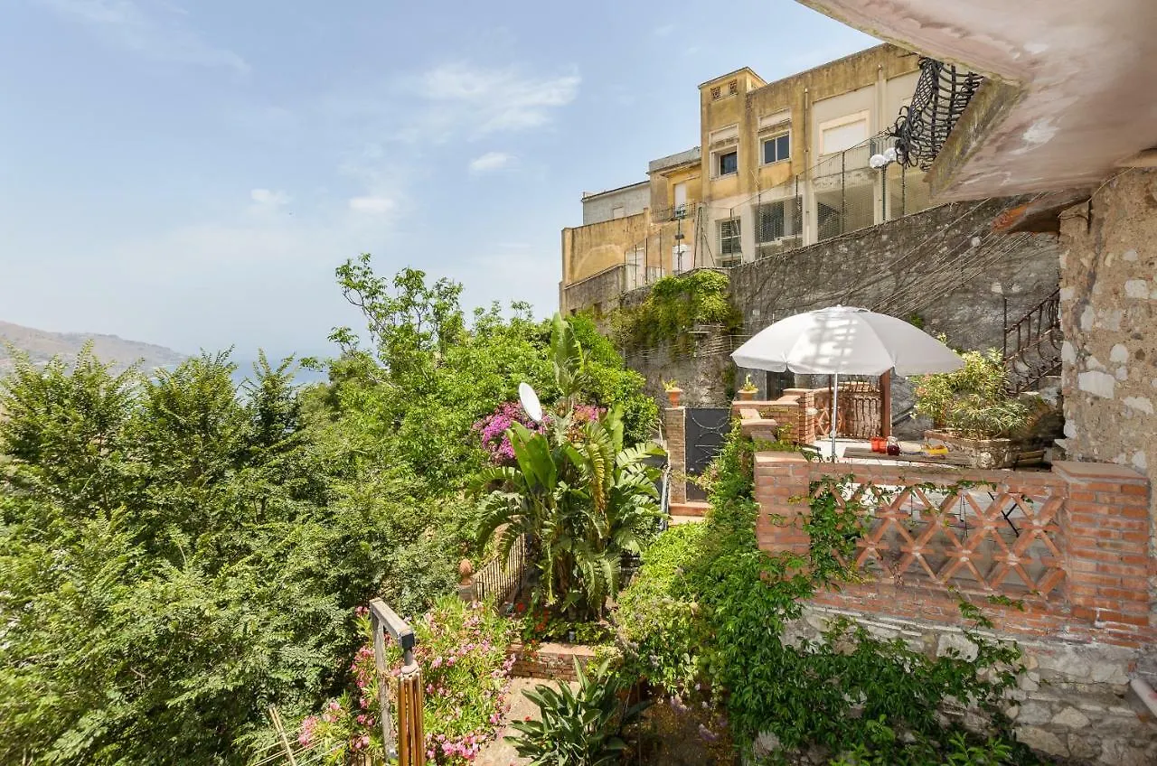 Vila La Finestra Di Taormina