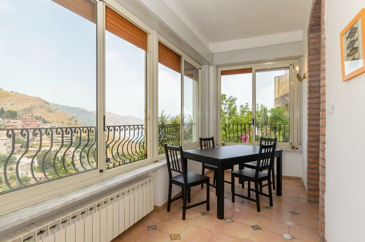 La Finestra Di Taormina Villa Italy